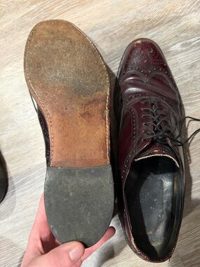 Men's Burgundy Leather Wingtip Dress Shoes